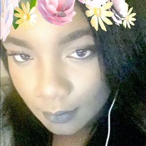 Meet your Posher, Ana